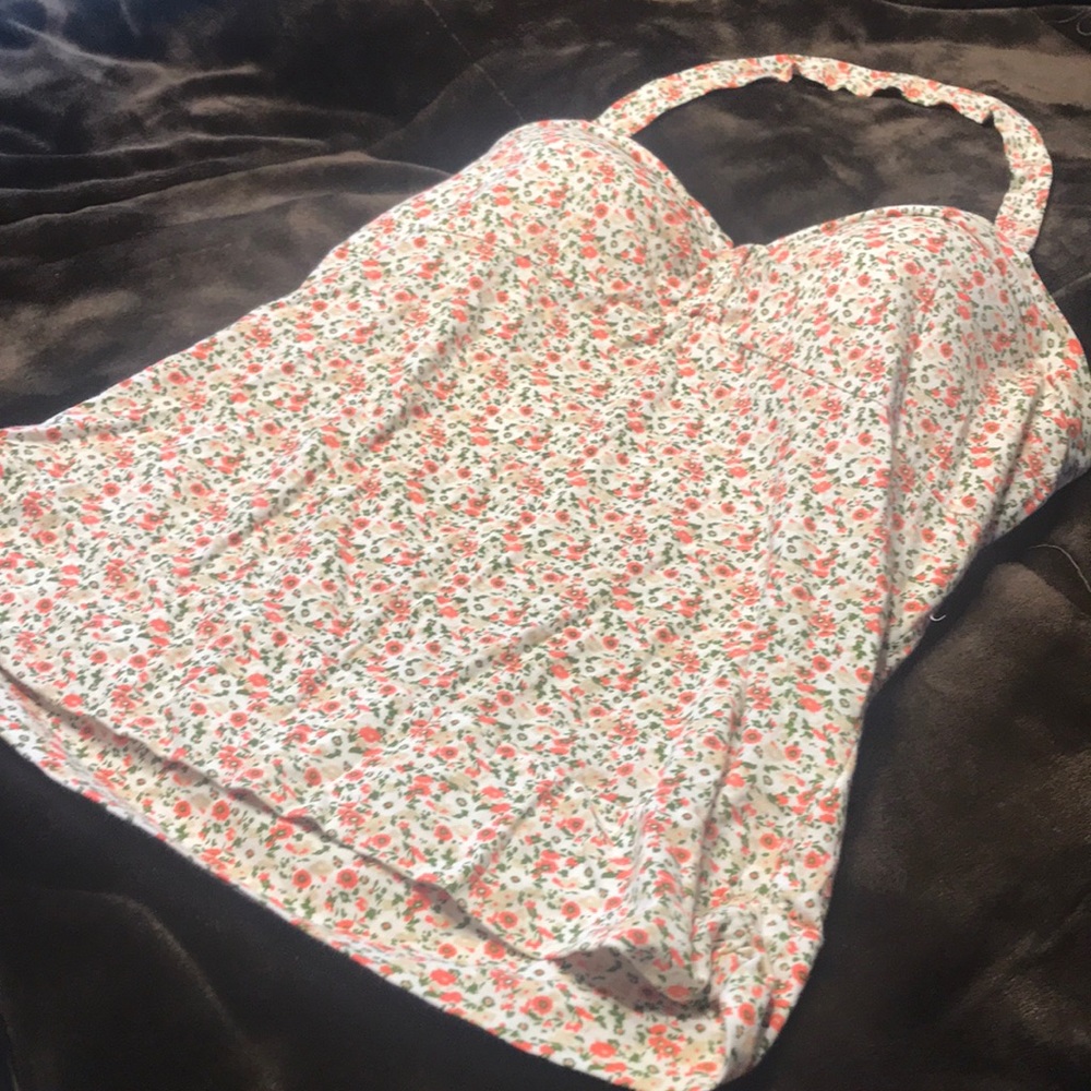LEI flower printed halter top